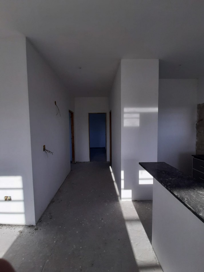 DUPLEX EN BARRIO SEMI CERRADO
