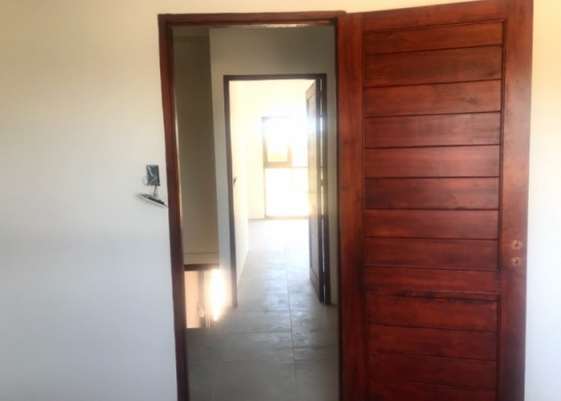 SE VENDE DUPLEX A ESTRENAR DE 90 M2 Y DE 135 M2 EN BARRIO SUTER
