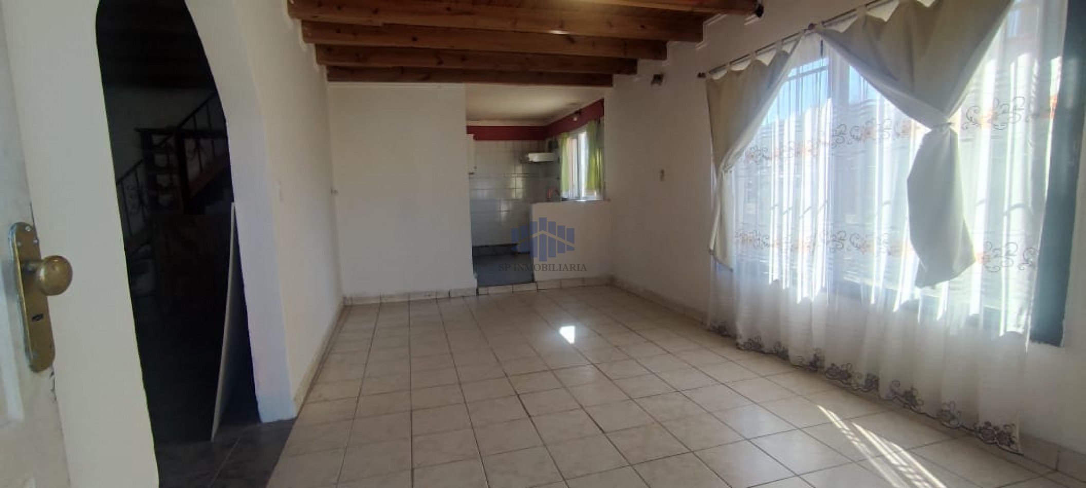 ALQUILER VIVIENDA DE 2 PLANTAS EN ZONA SUR
