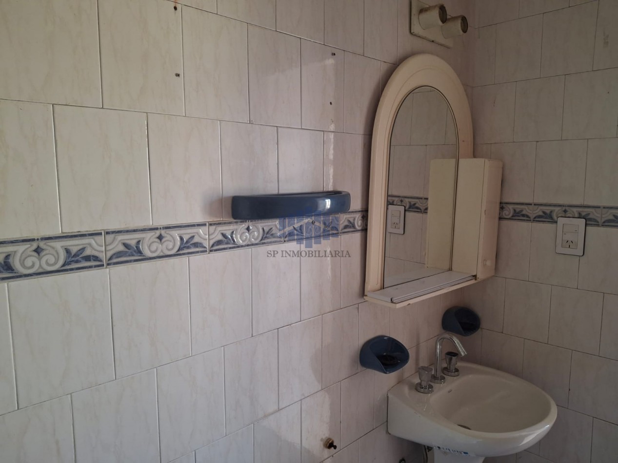 VENTA DE PROPIEDAD CON DIEZ VIVIENDAS EN ZONA CENTRO
