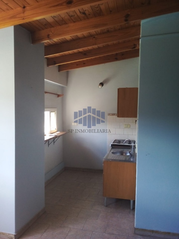 DEPARTAMENTO EN BARRIO ROCA