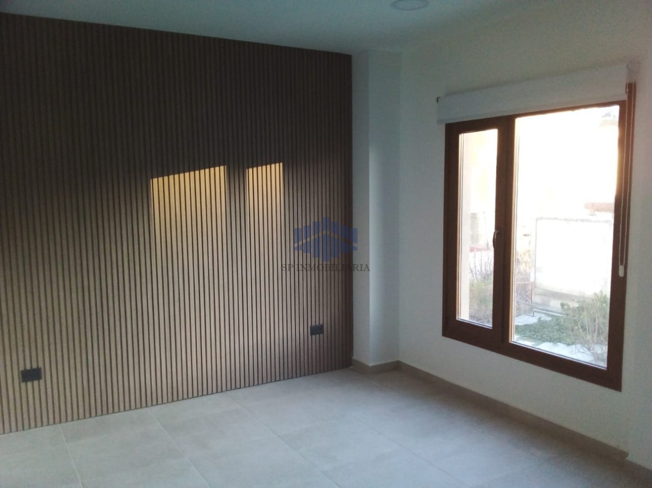 SE ALQUILA DEPARTAMENTO EN ZONA CENTRO
