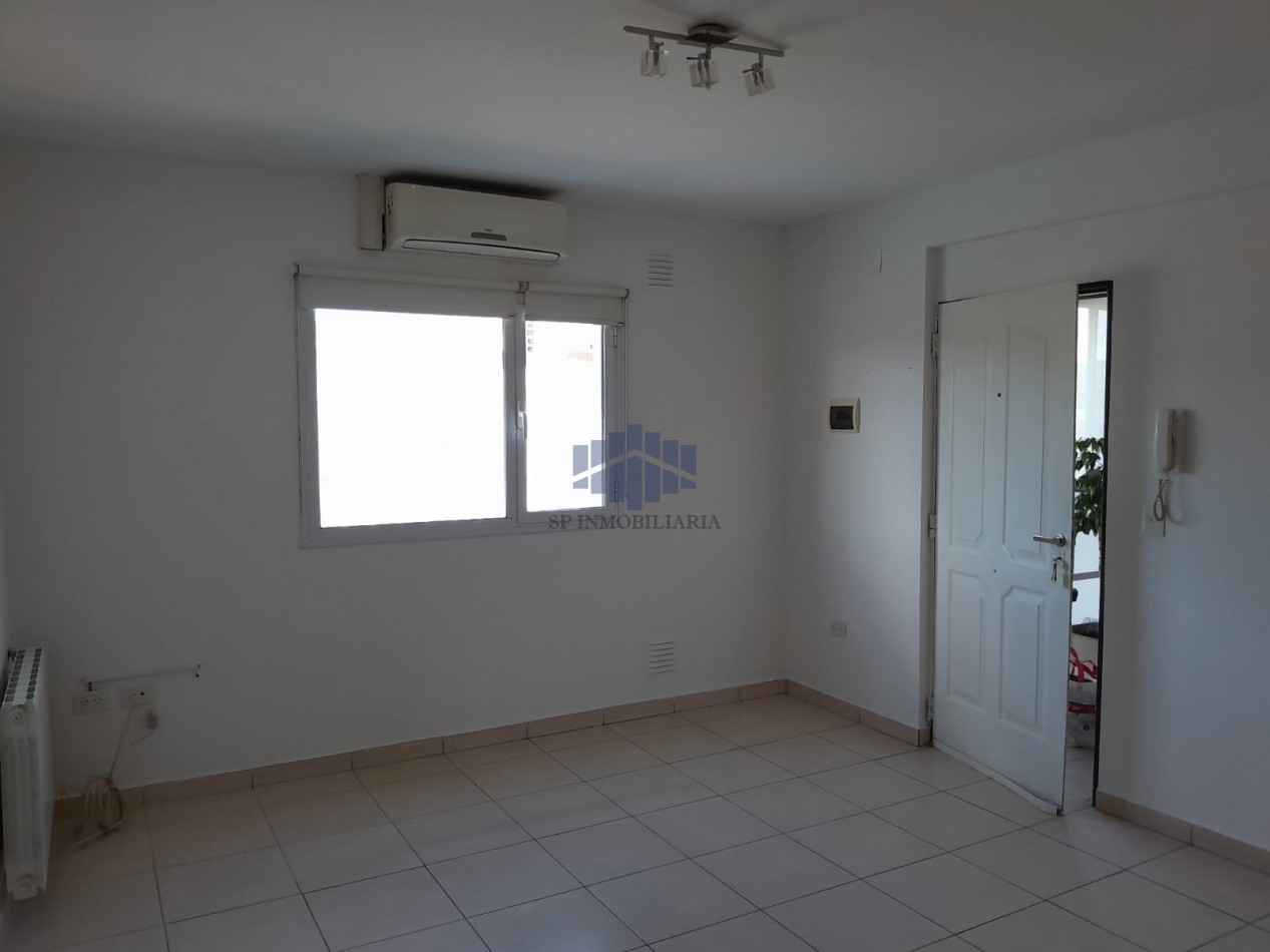 SE ALQUILA DEPARTAMENTO EN ZONA SUR