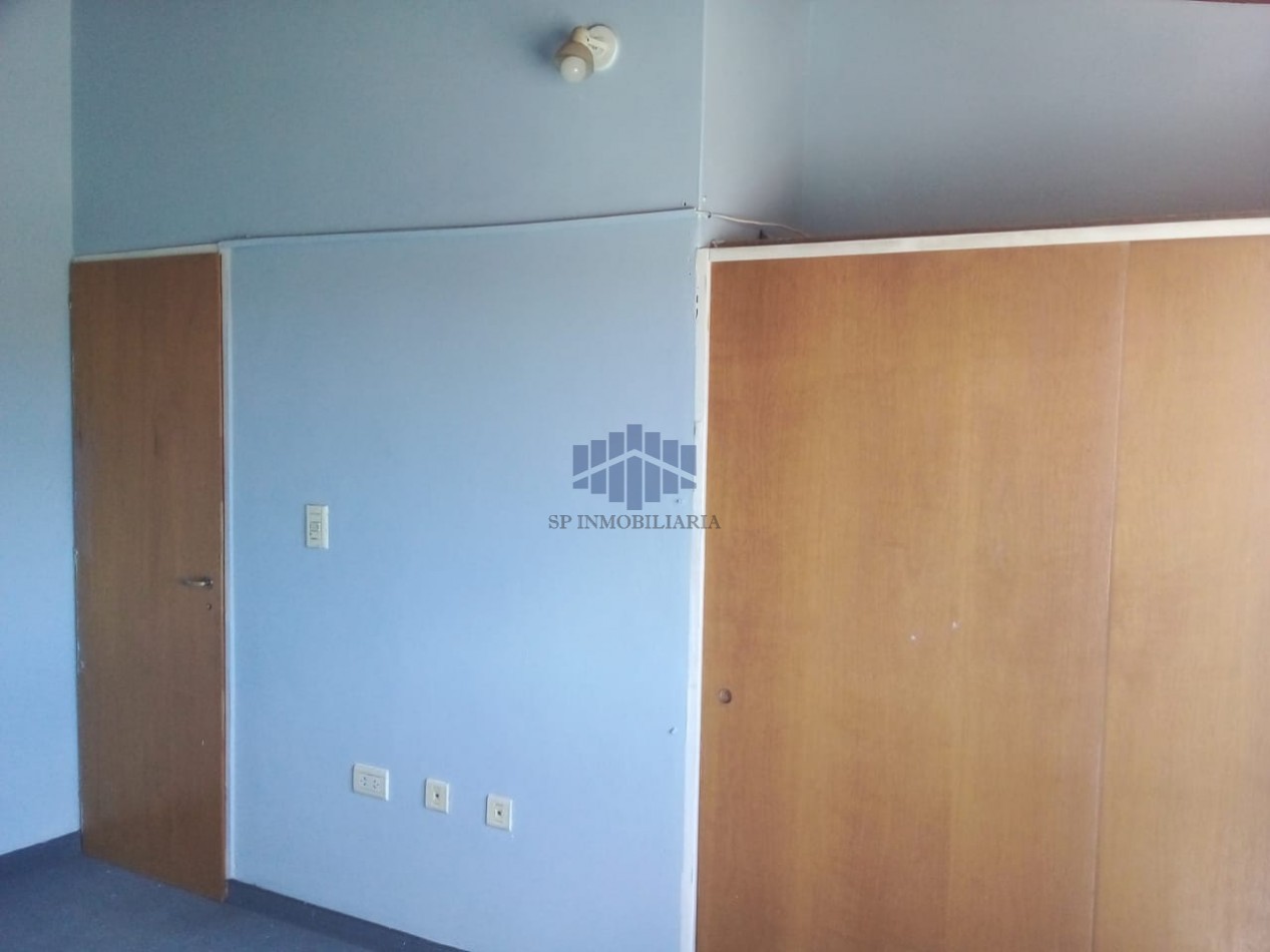 DEPARTAMENTO EN BARRIO ROCA