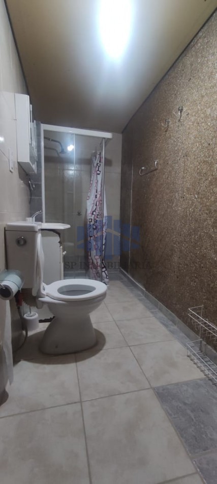 ALQUILER VIVIENDA DE 2 PLANTAS EN ZONA SUR