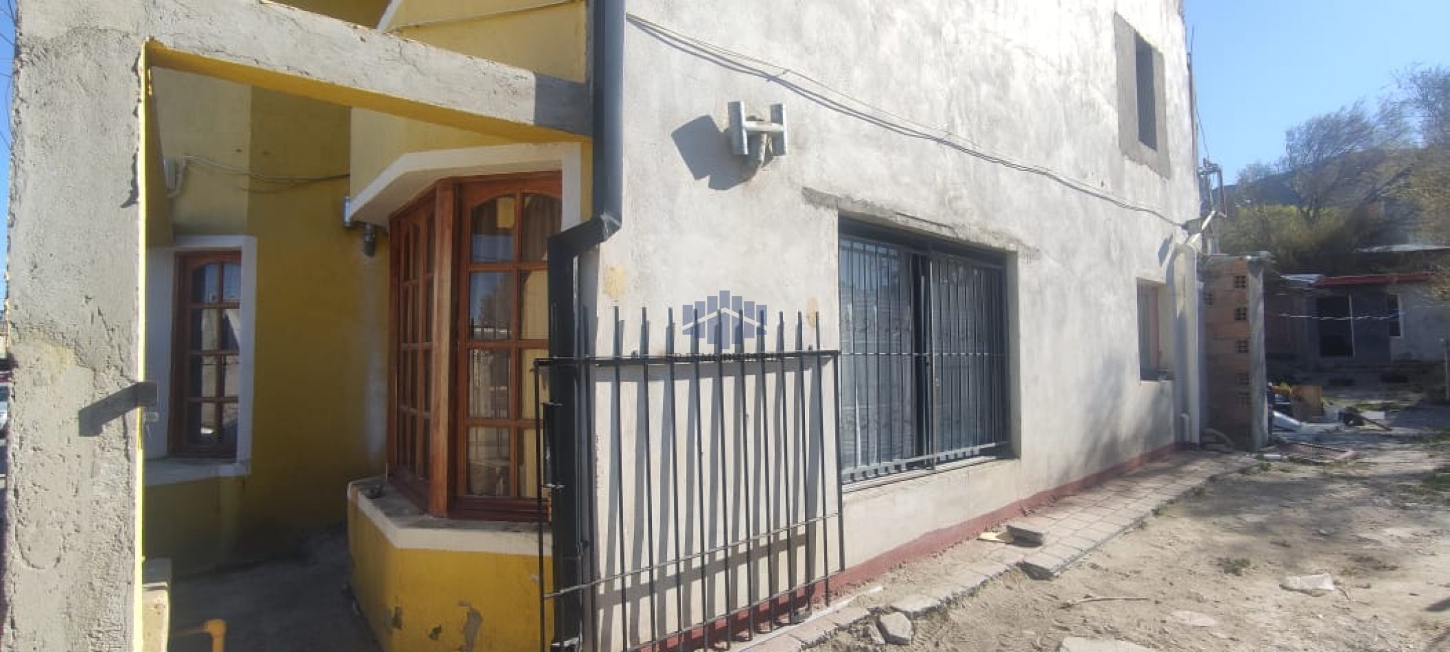 ALQUILER VIVIENDA DE 2 PLANTAS EN ZONA SUR