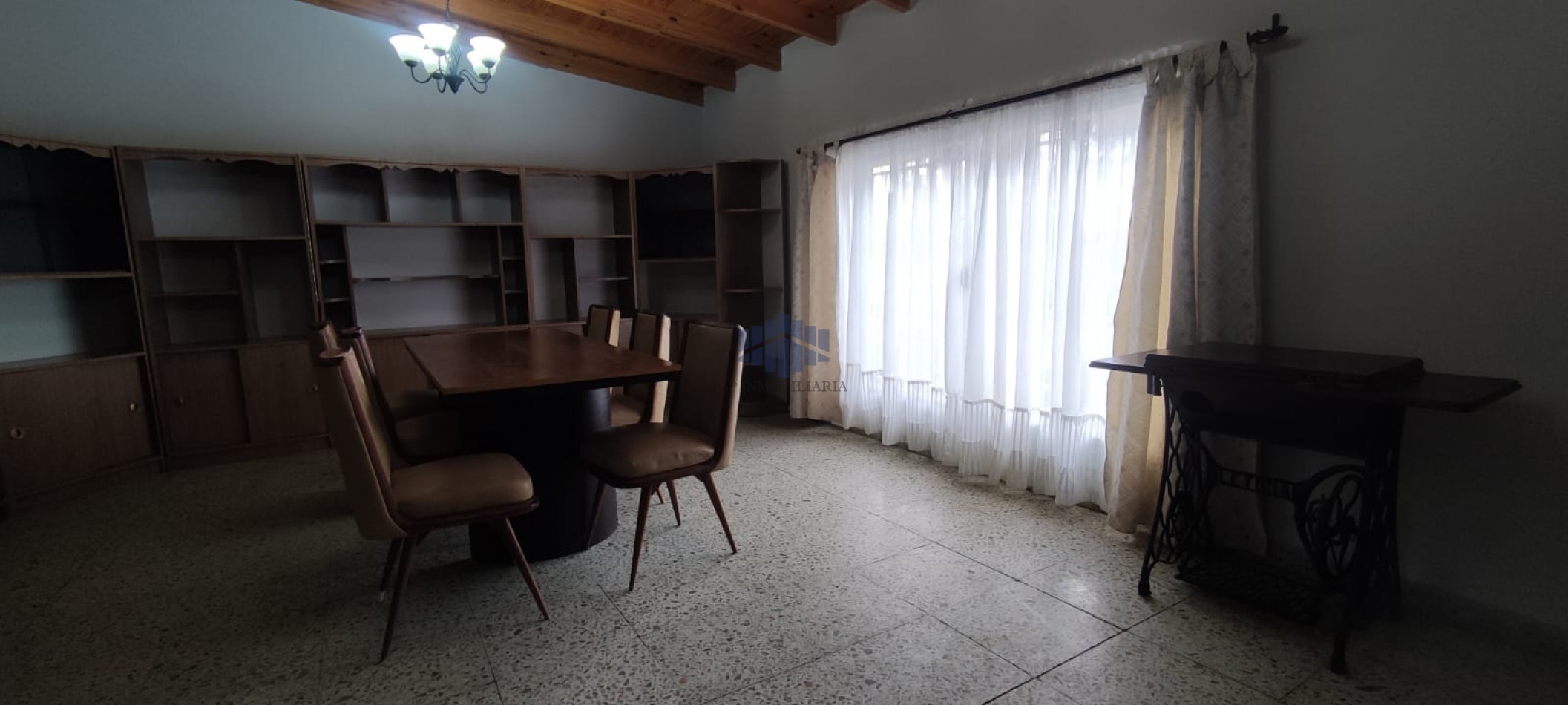 ALQUILER DE VIVIENDA EN BARRIO SARMIENTO