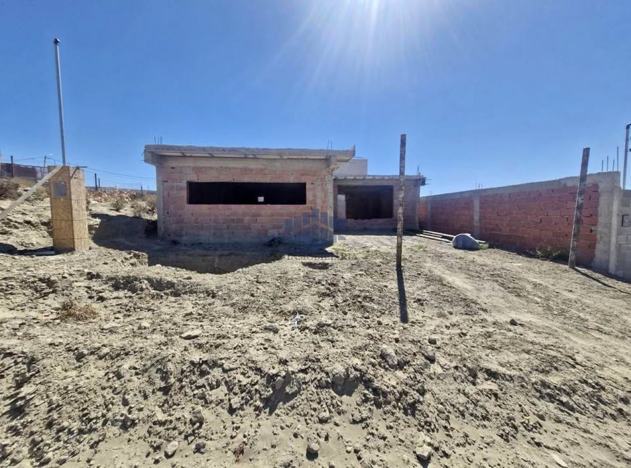 VENTA TERRENO CON VIVIENDA EN OBRA
