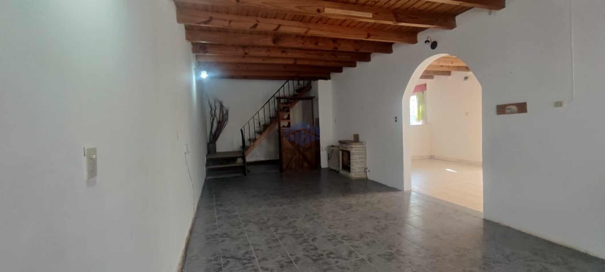 ALQUILER VIVIENDA DE 2 PLANTAS EN ZONA SUR