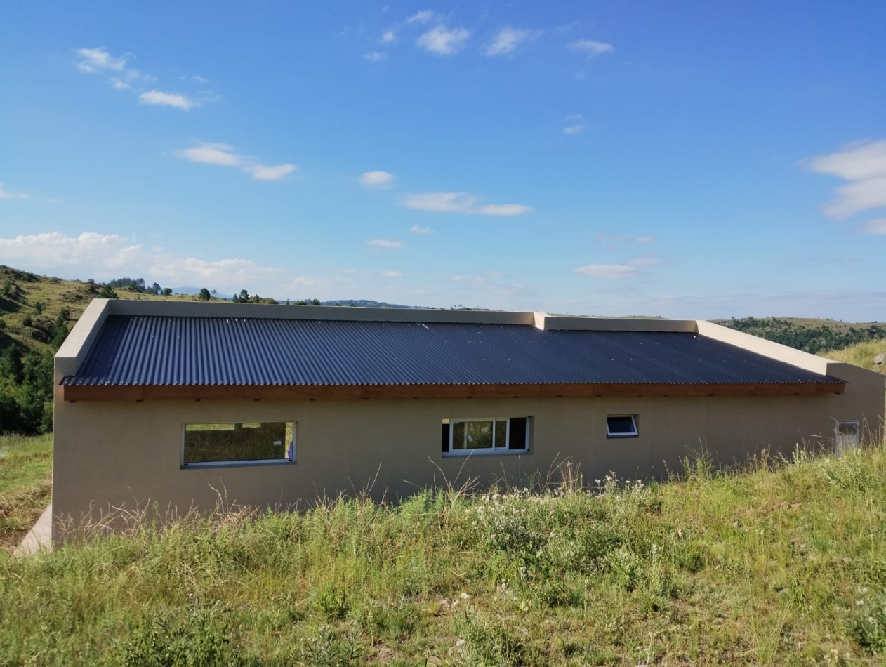 VENTA CAMPO 5 HECTAREAS CON ARROYO  APTO VIÑEDO CON CASA  2 AMBIENTES  EL DURAZNO CALAMUCHITA